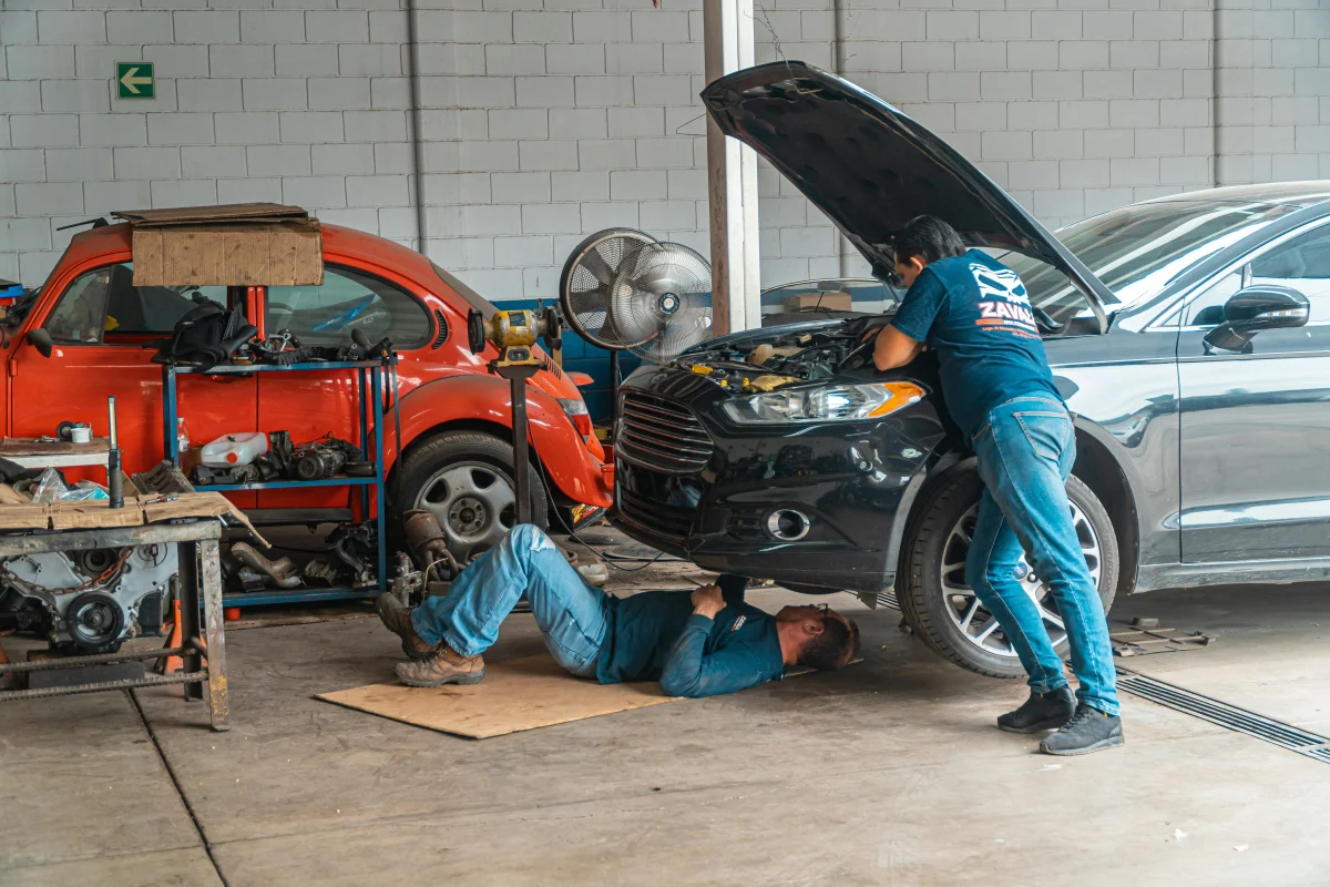 ¿Puedo reparar mi coche en el taller que yo elija tras un accidente de tráfico? 5 Puedo reparar mi coche en el taller que yo elija 1